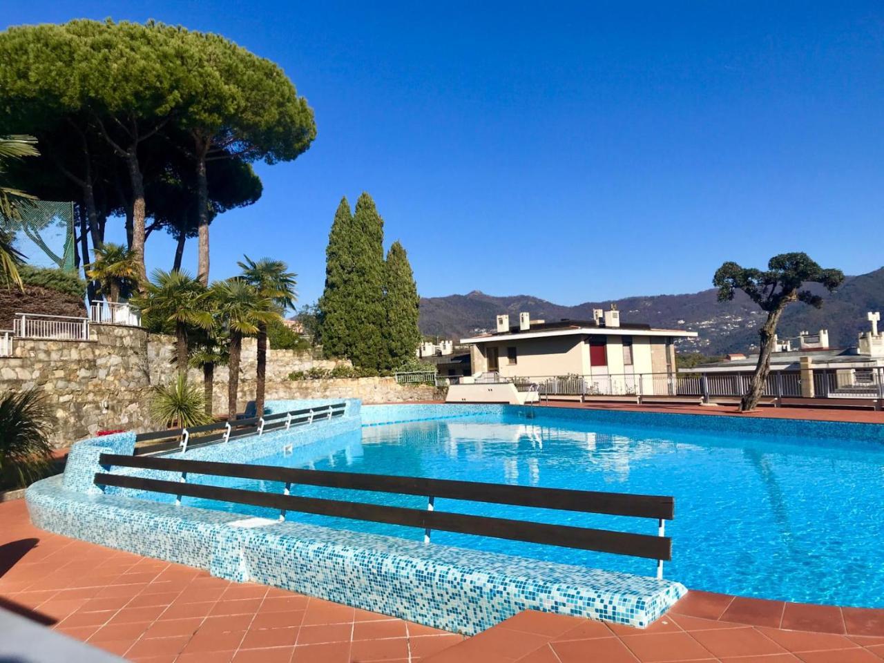 Residence "Delfino" Con Piscina E Campo Da Tennis Rapallo Buitenkant foto
